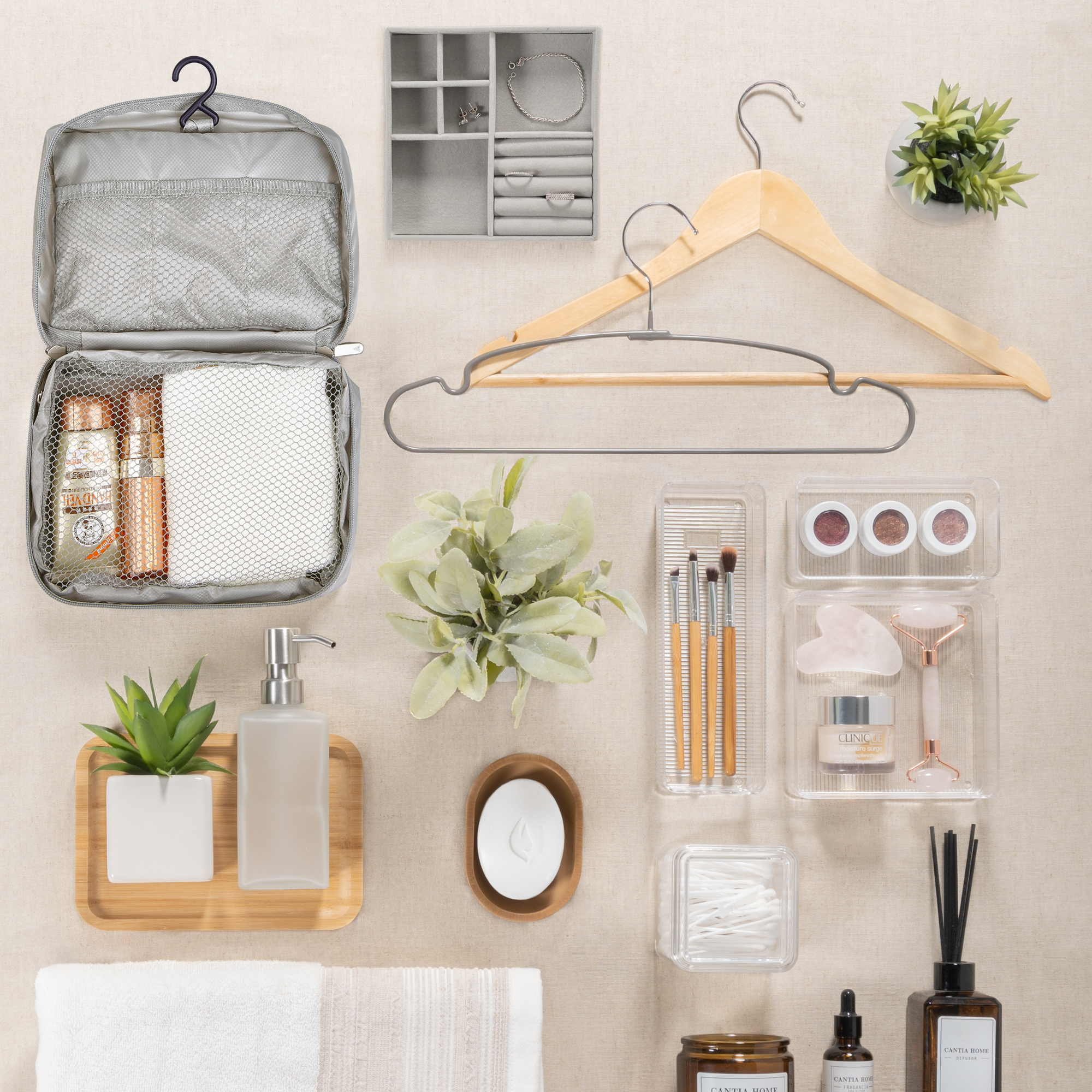 Gancho de madera con muescas