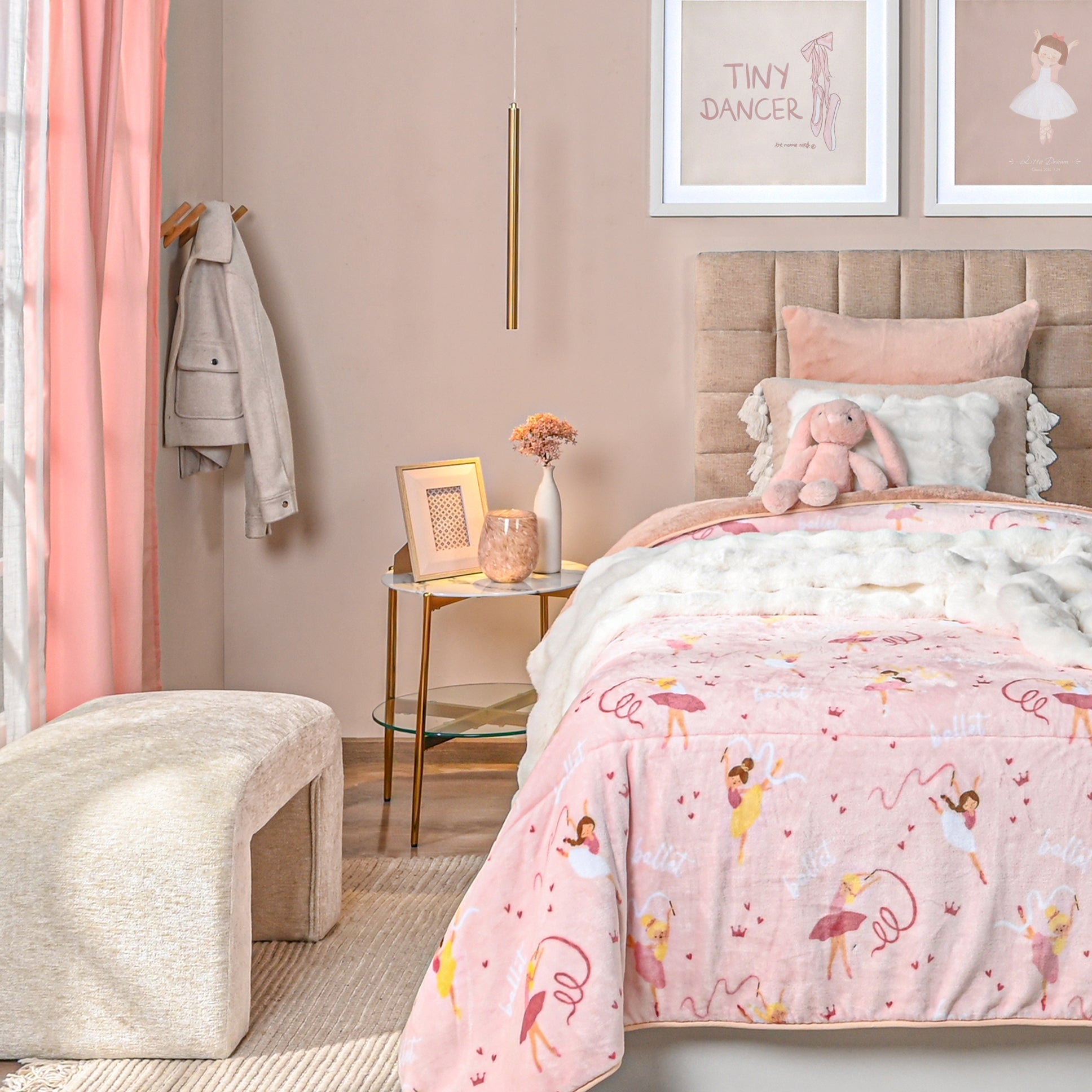 Funda De Almohada Con Pompones Rosa