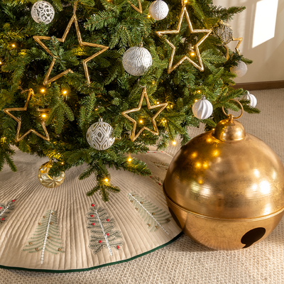 Pie de Arbol Pine